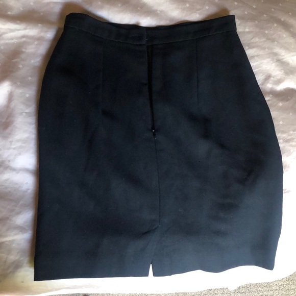 Pencil skirt - Picture 2 of 2